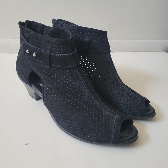 Earth Intrepid Black Nubuck Caged In Sandals Size 10 - Picture 1 of 6